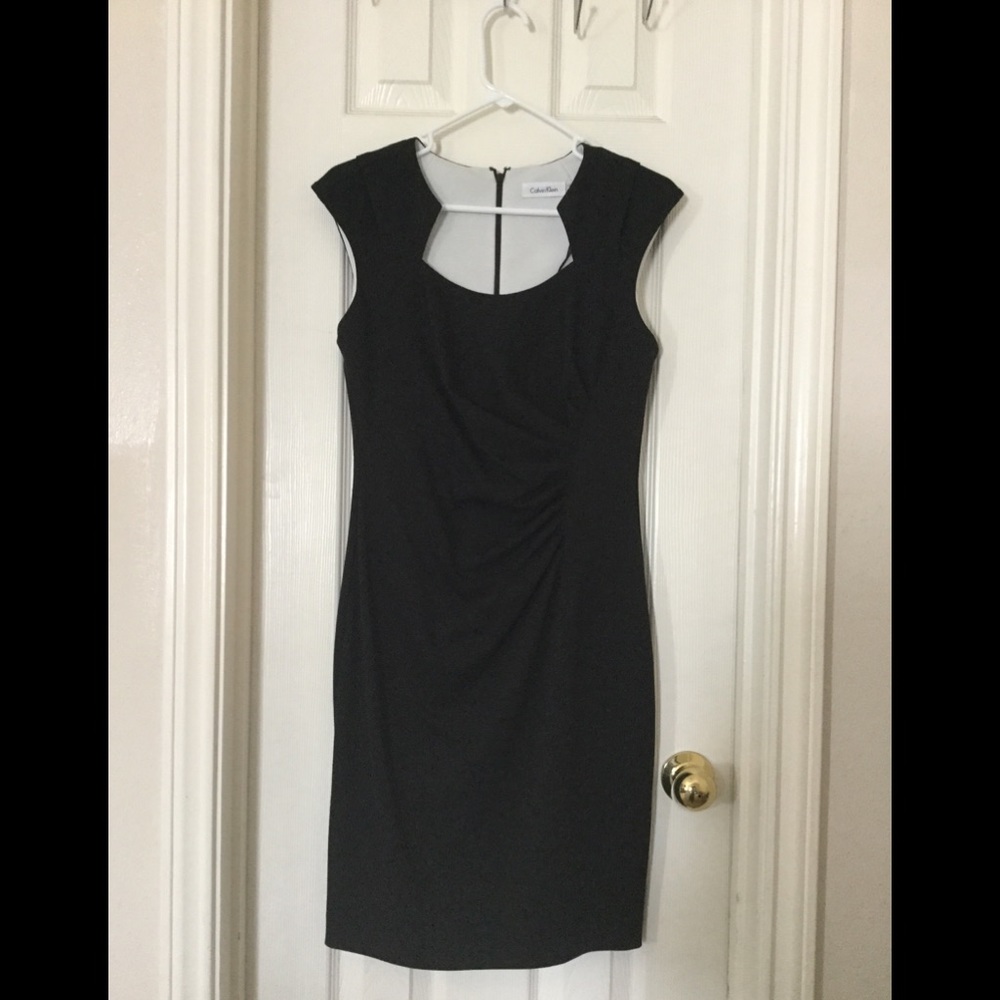 Dressed - Picture 1 of 2